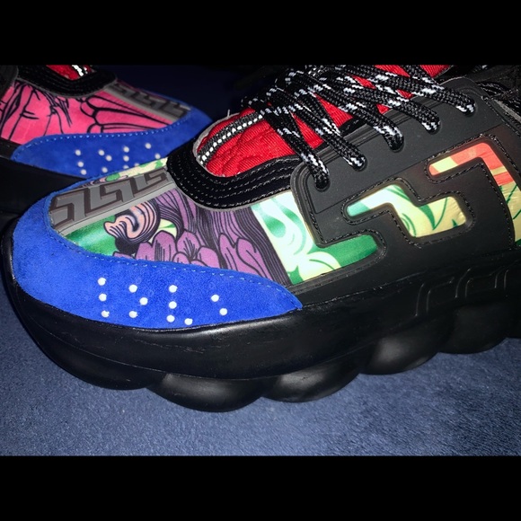 Versace chain reaction shoes (rare find) - Picture 6 of 11